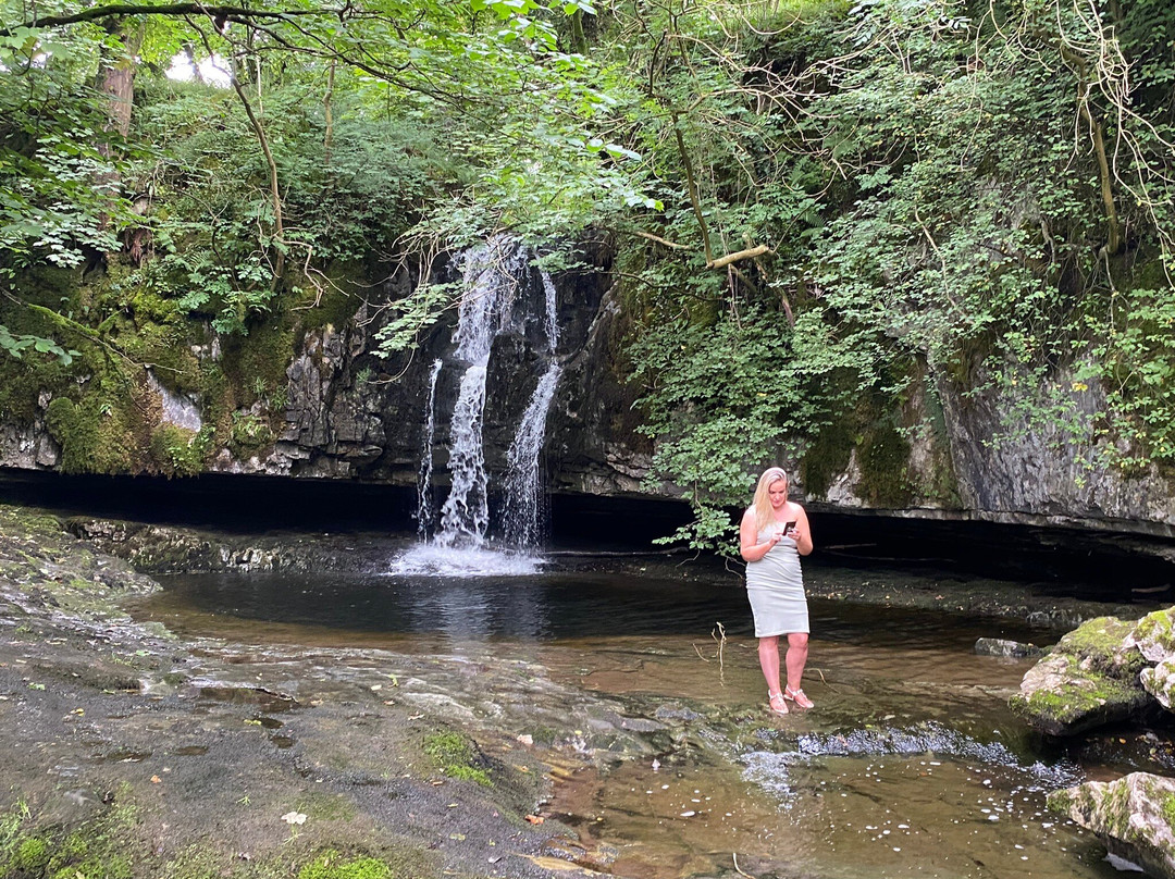 Gastack Beck Waterfall景点图片