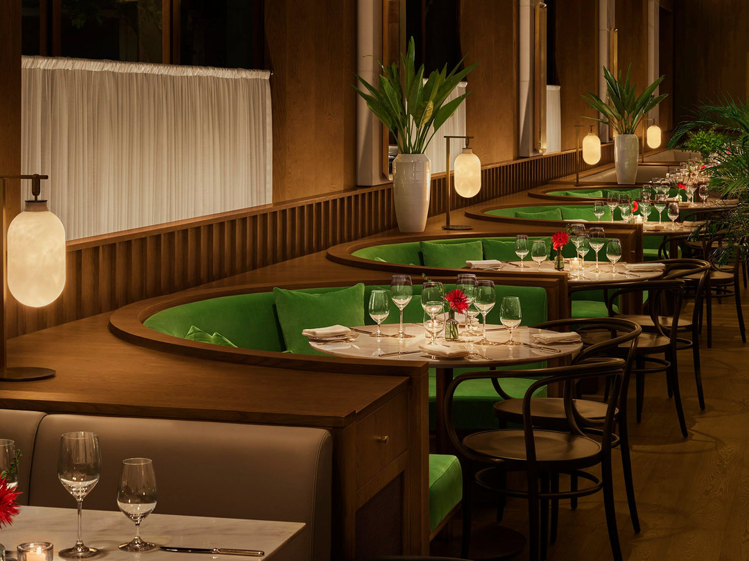 Shanghai Tavern (The Shanghai EDITION)