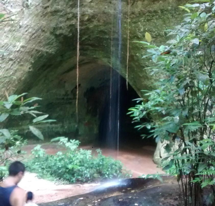 Turismo na Amazônia- Carverna do Maoraga-Presidente Figueiredo必去景点