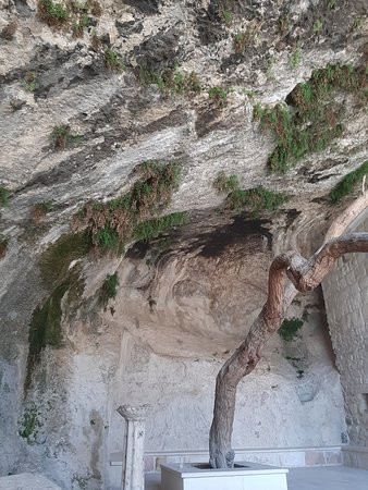 Deir Mar Takla景点图片