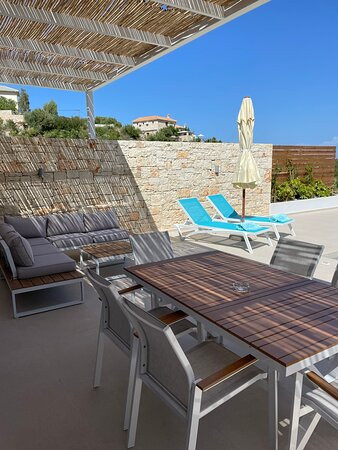 The Sall Suites