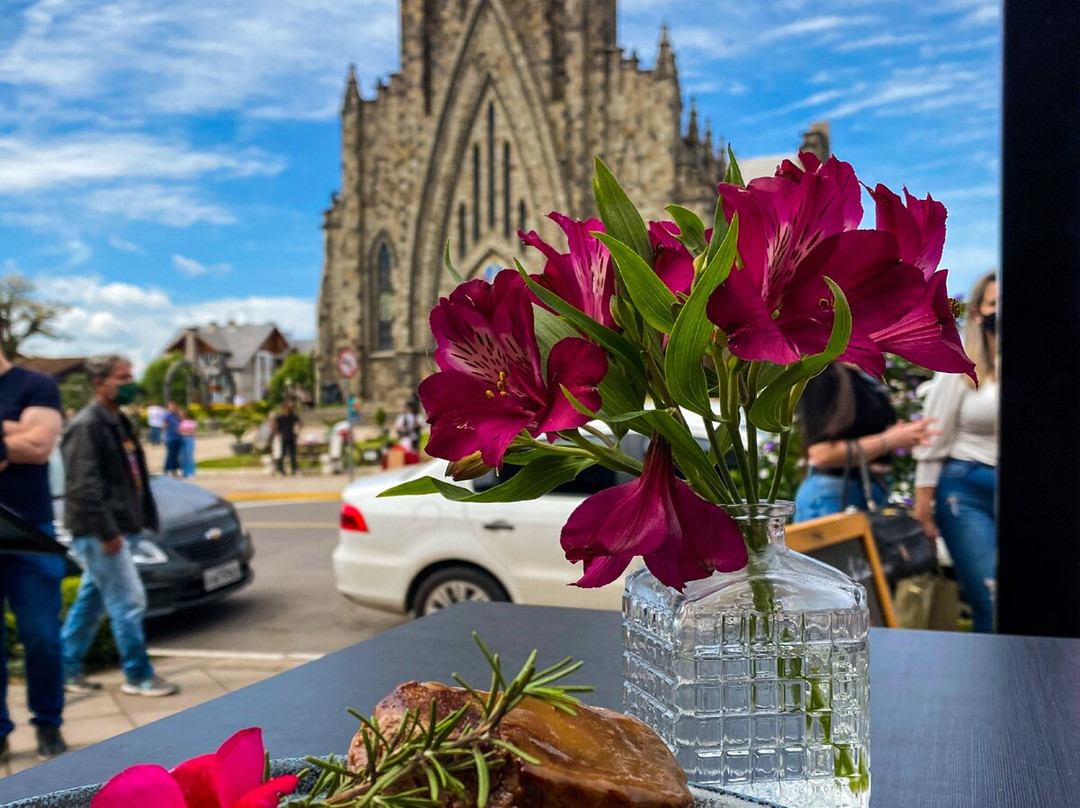 卡内拉餐馆和美食-Otto Bistrot