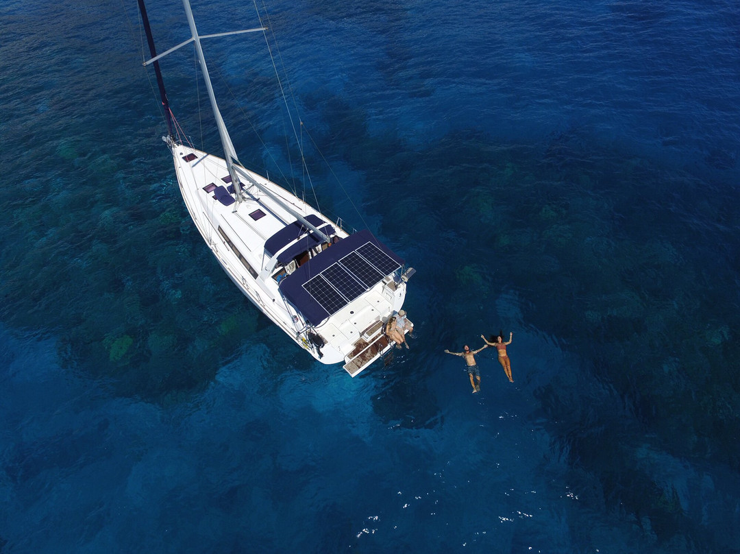 ​​​Kainani Sails ​Makai Adventures-拉海纳必去景点