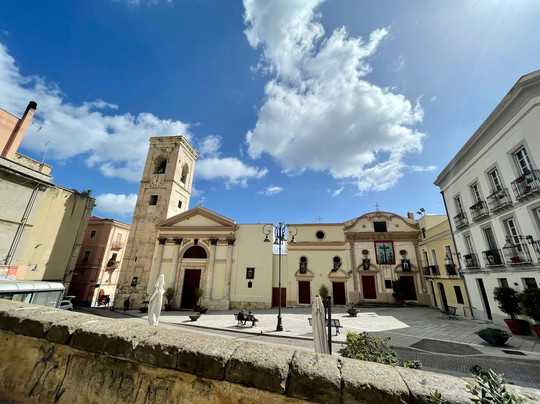 Ape Calessino Quattro Mori-卡利亚里省必去景点