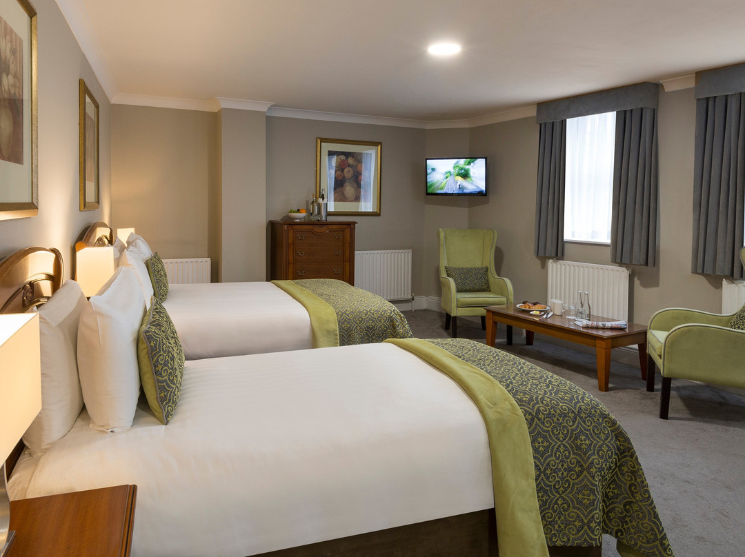 The Royal Hotel主图