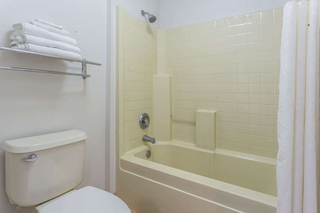 Signature Inn Merced Yosemite Parkway主图