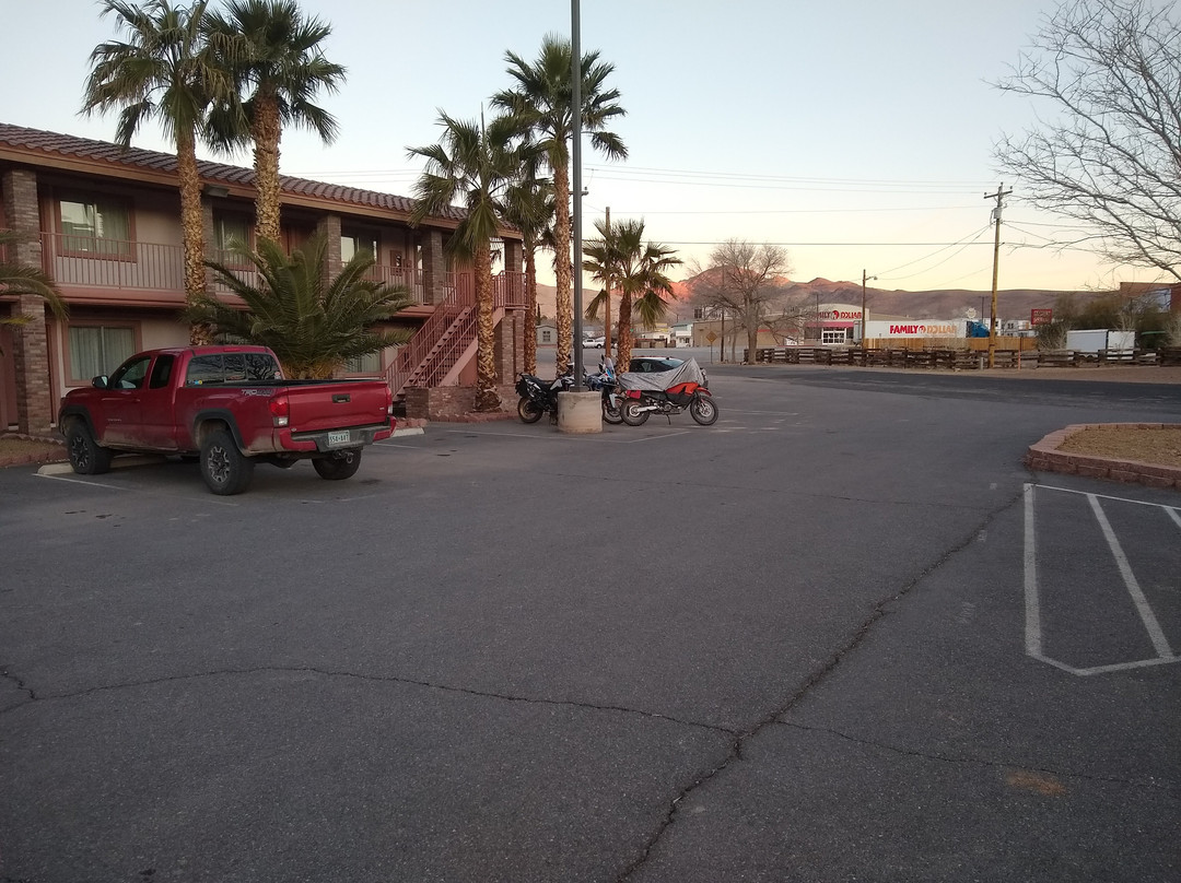 Death Valley Inn主图