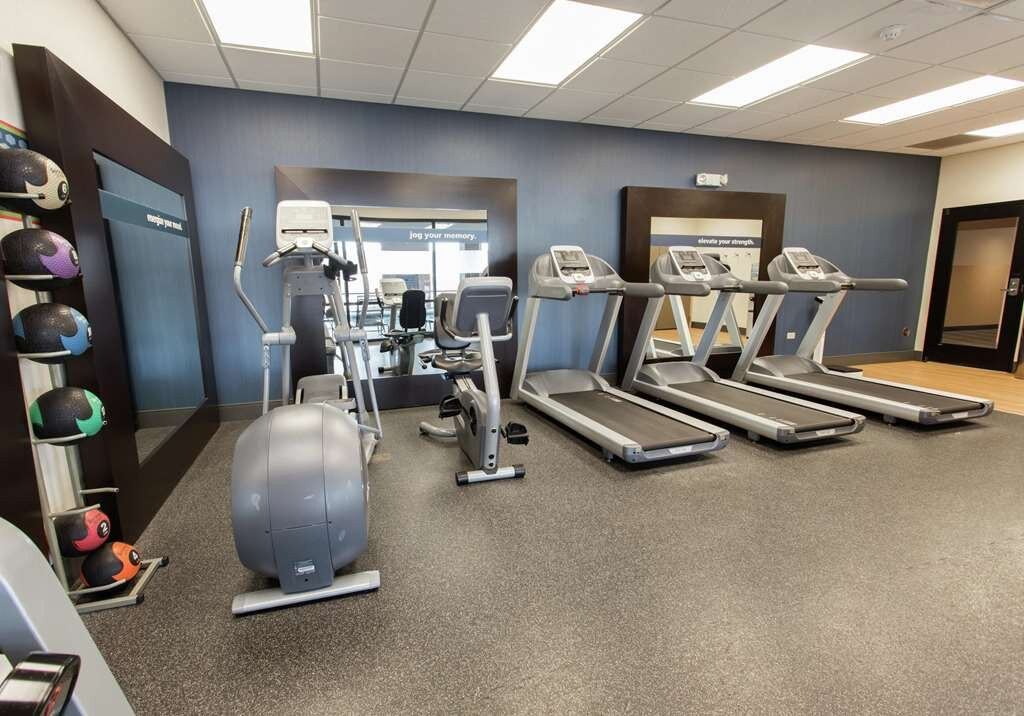 Hampton Inn & Suites Chicago Deer Park主图