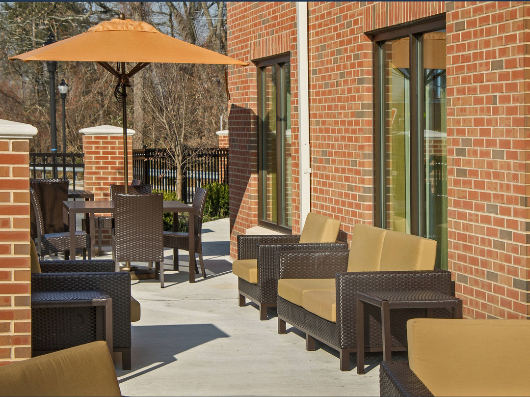 Courtyard by Marriott Glassboro Rowan University主图