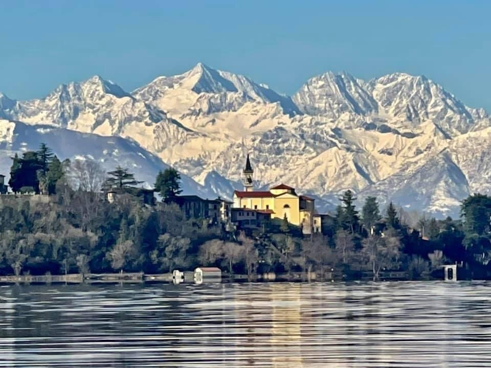 Chiesa di San Lorenzo-Biandronno必去景点
