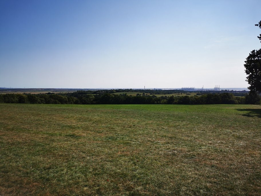 Langdon Hills Country Park景点图片