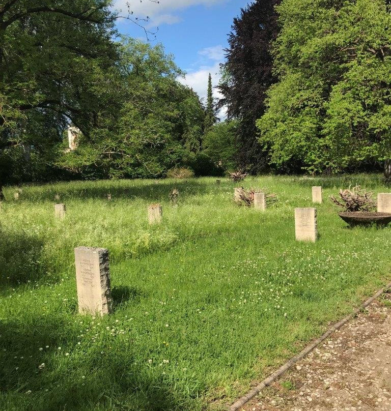 Soviet Army Cemetery-魏玛必去景点