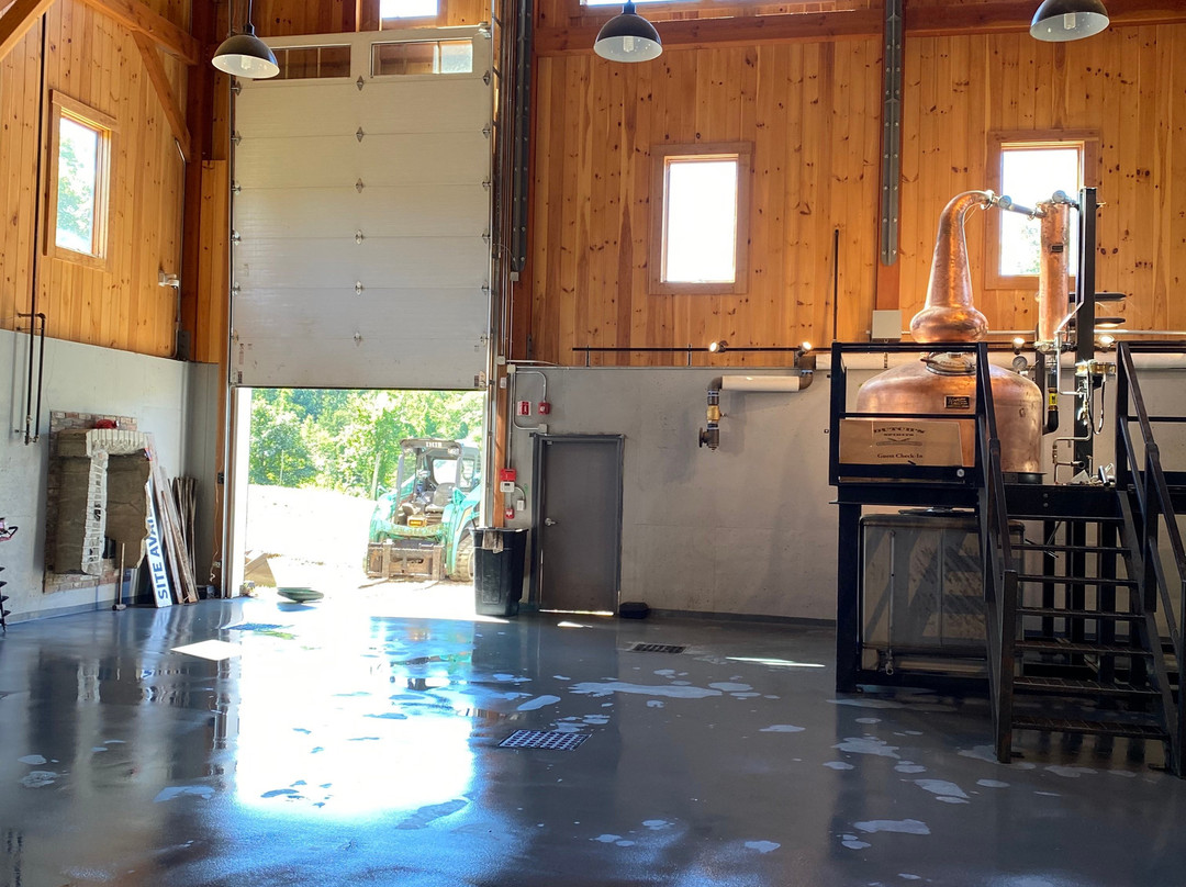 Dutch's Spirits at Harvest Homestead Farm-Pine Plains必去景点