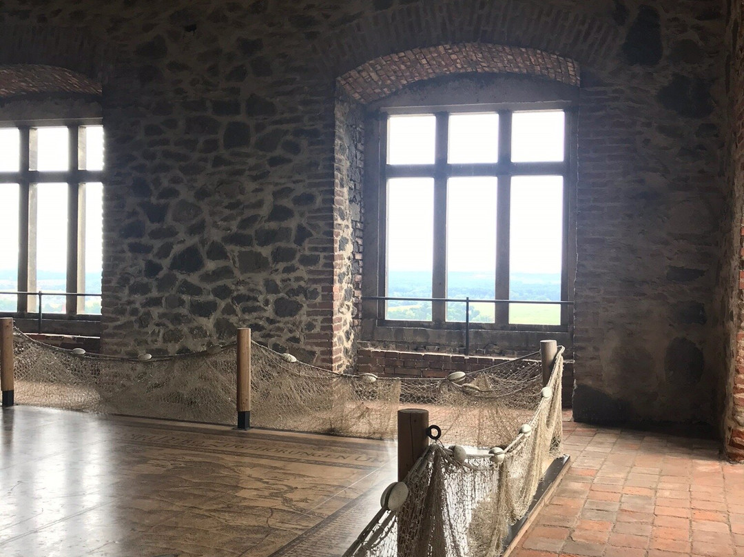 Hrad Kuneticka Hora-Stare Hradiste必去景点