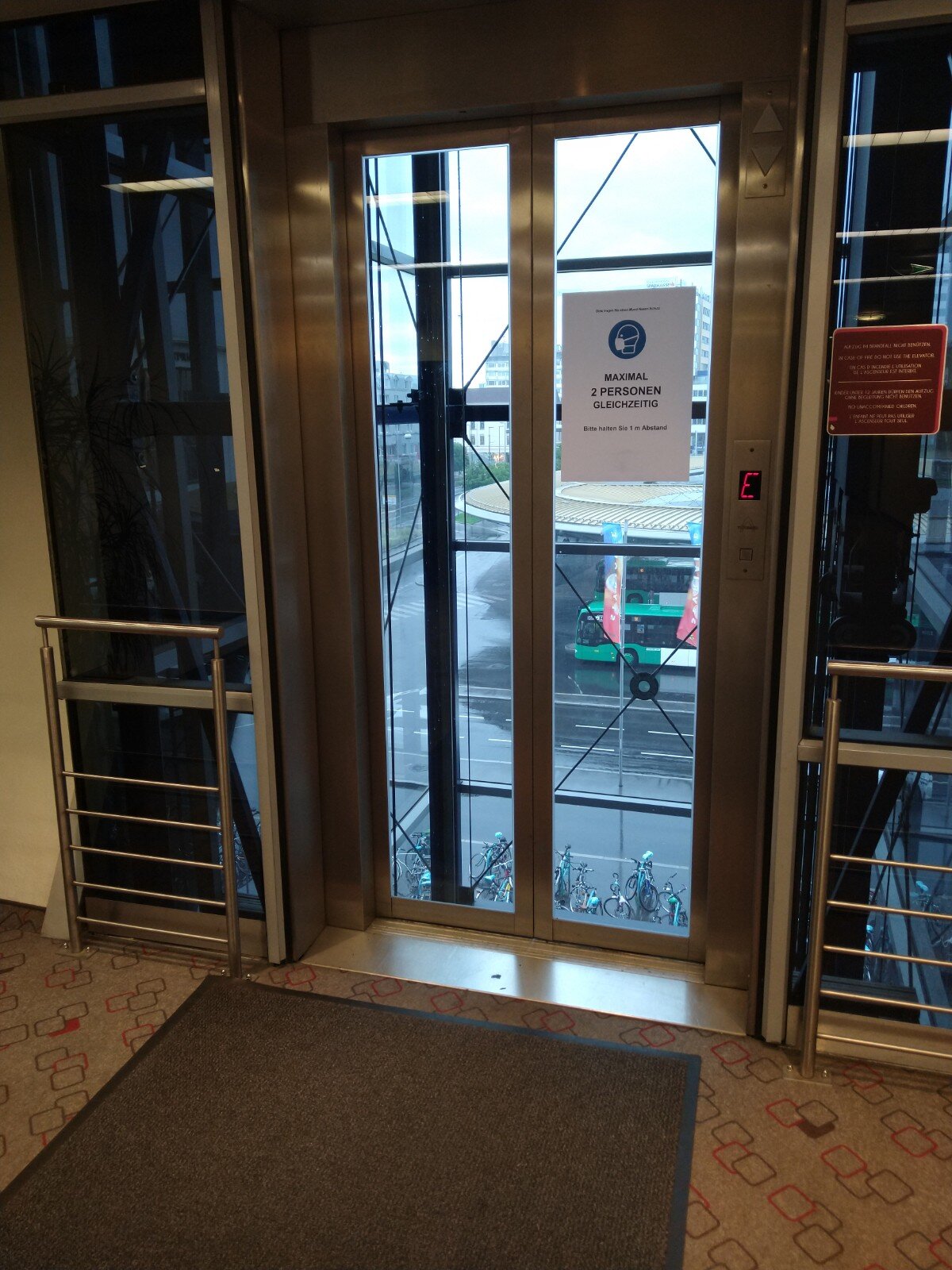 宜必思格拉茨酒店-浴室