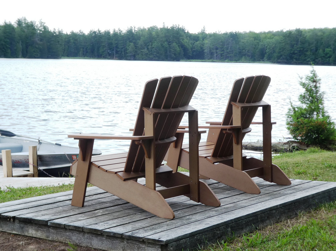 Halfway Lake Cottages主图