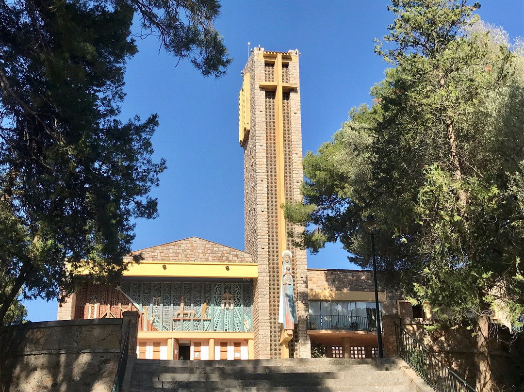 Notre Dame de Consolation-耶尔必去景点