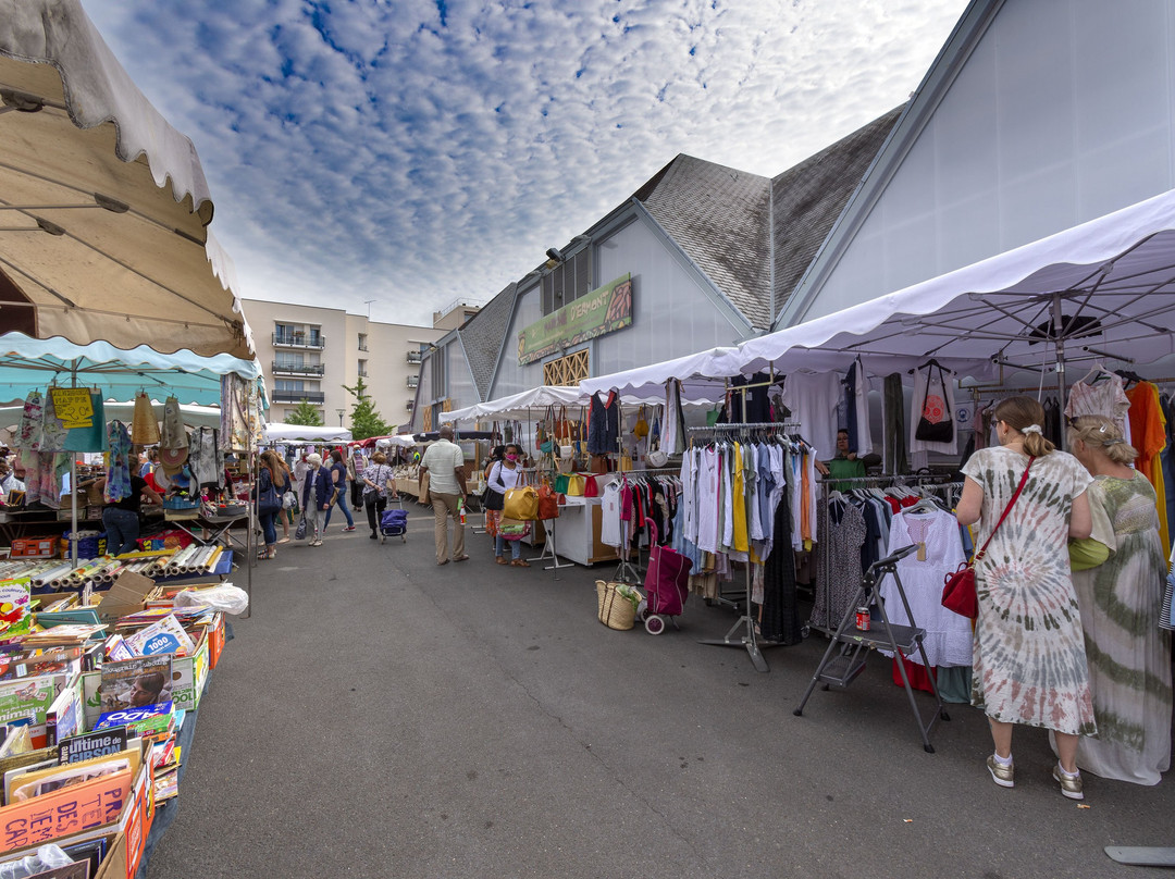 Marché Saint-Flaive-Ermont必去景点