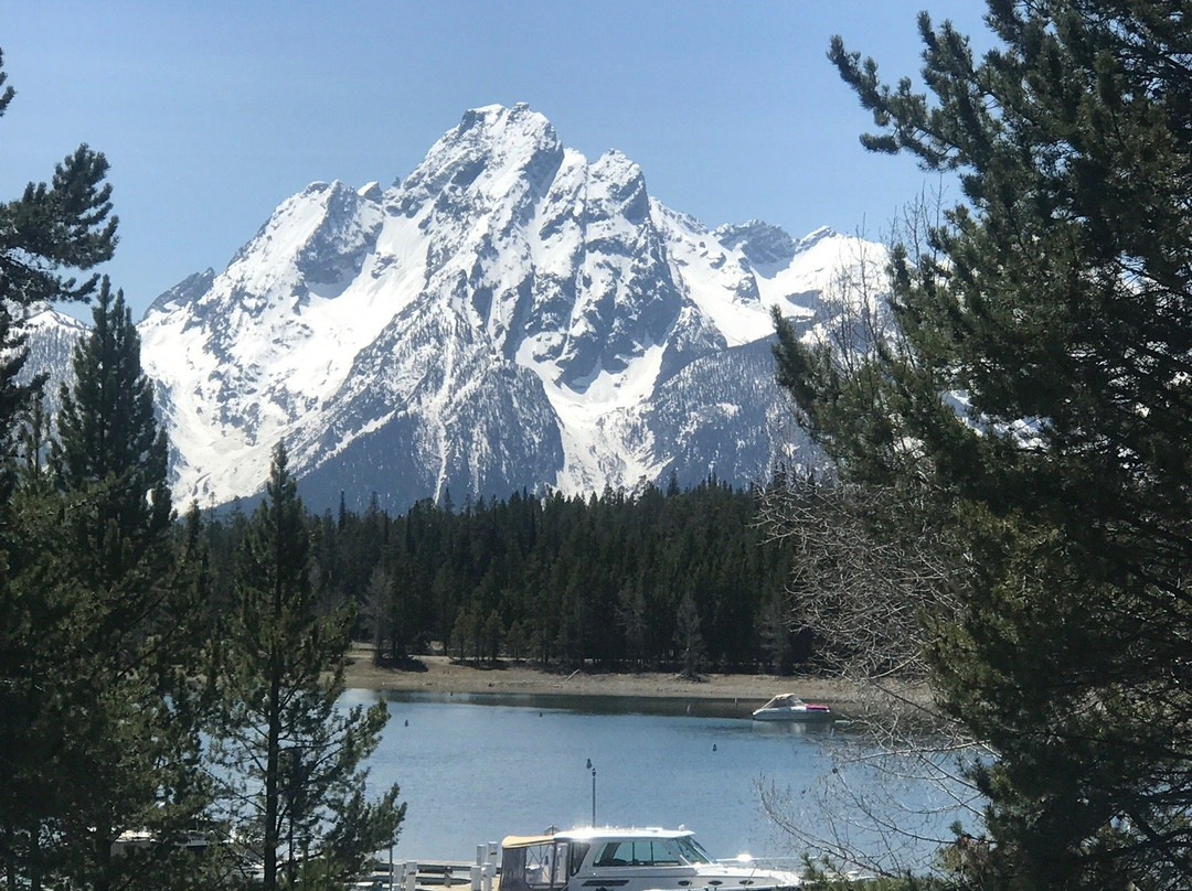 Lakeshore Trail景点图片