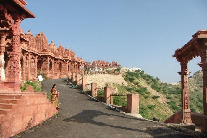 Nareli Jain Temple-阿杰梅尔必去景点