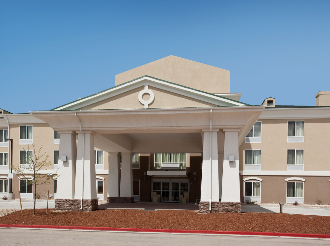 Holiday Inn Express & Suites Lamar by IHG主图