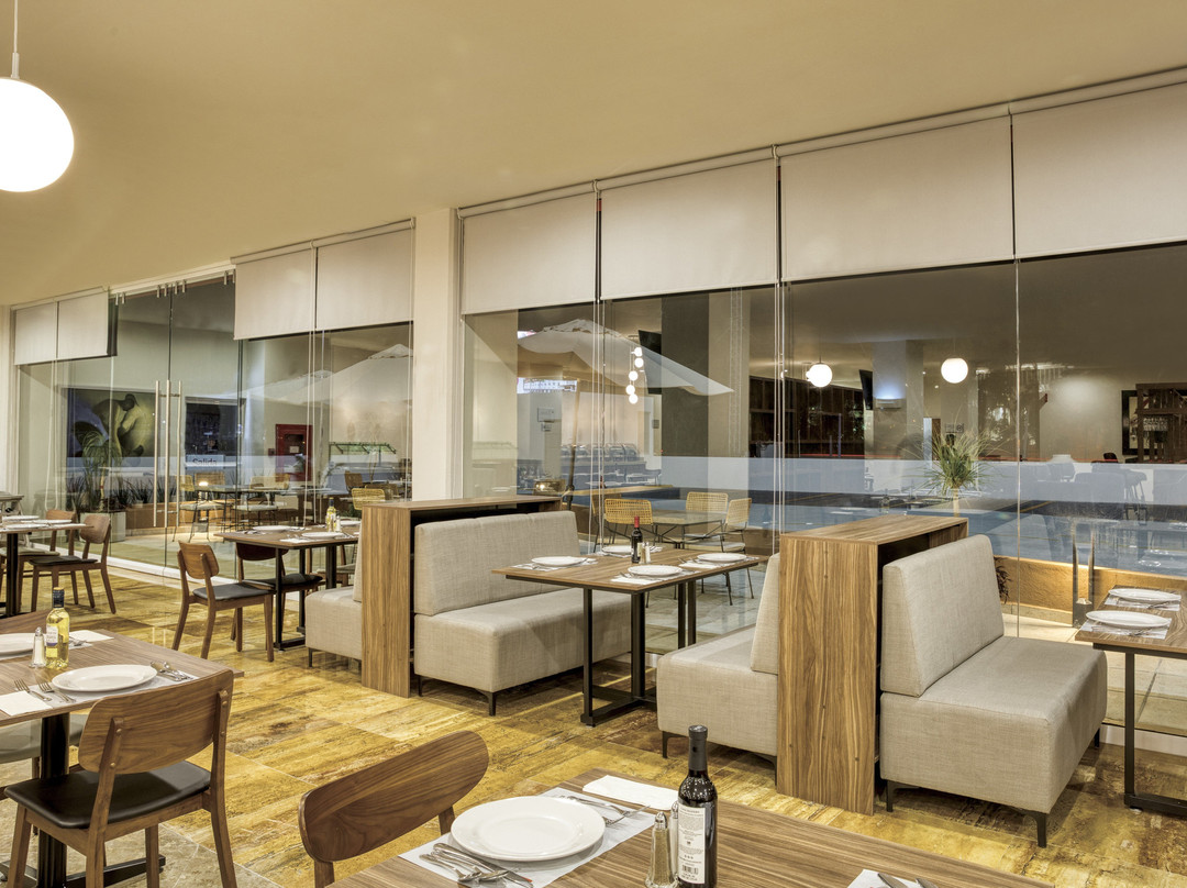 Fiesta Inn Guadalajara Periférico Poniente主图