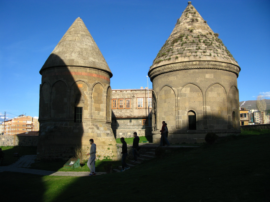 Three Tombs-Erzurum必去景点