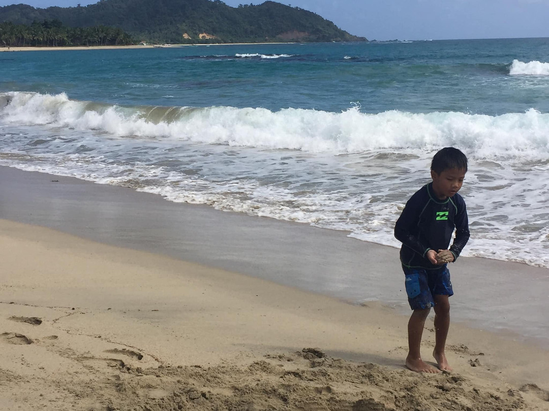 Dinadiawan Beach-Dipaculao必去景点