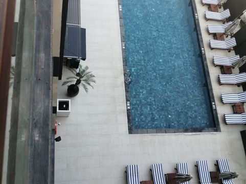 普吉岛艾康酒店主图