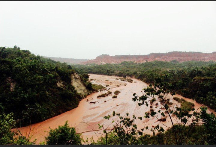 Cirque Rouge景点图片