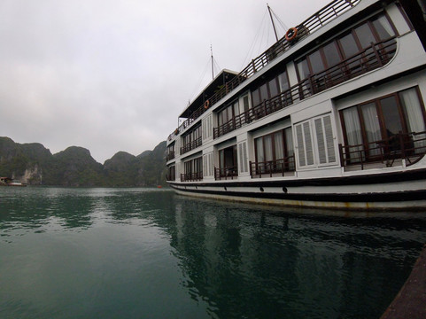 Pelican Halong Cruises-下龙湾必去景点