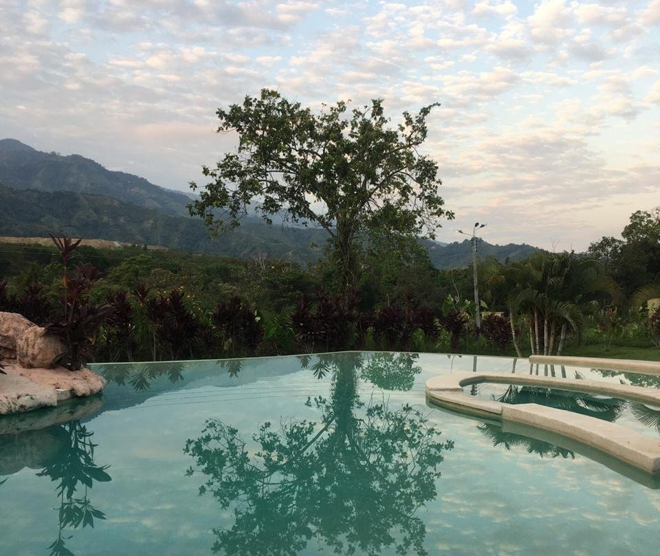 Hotel Hacienda Calucayma主图