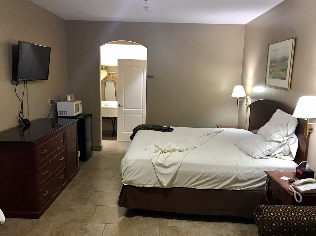 Los Fresnos Inn & Suites主图