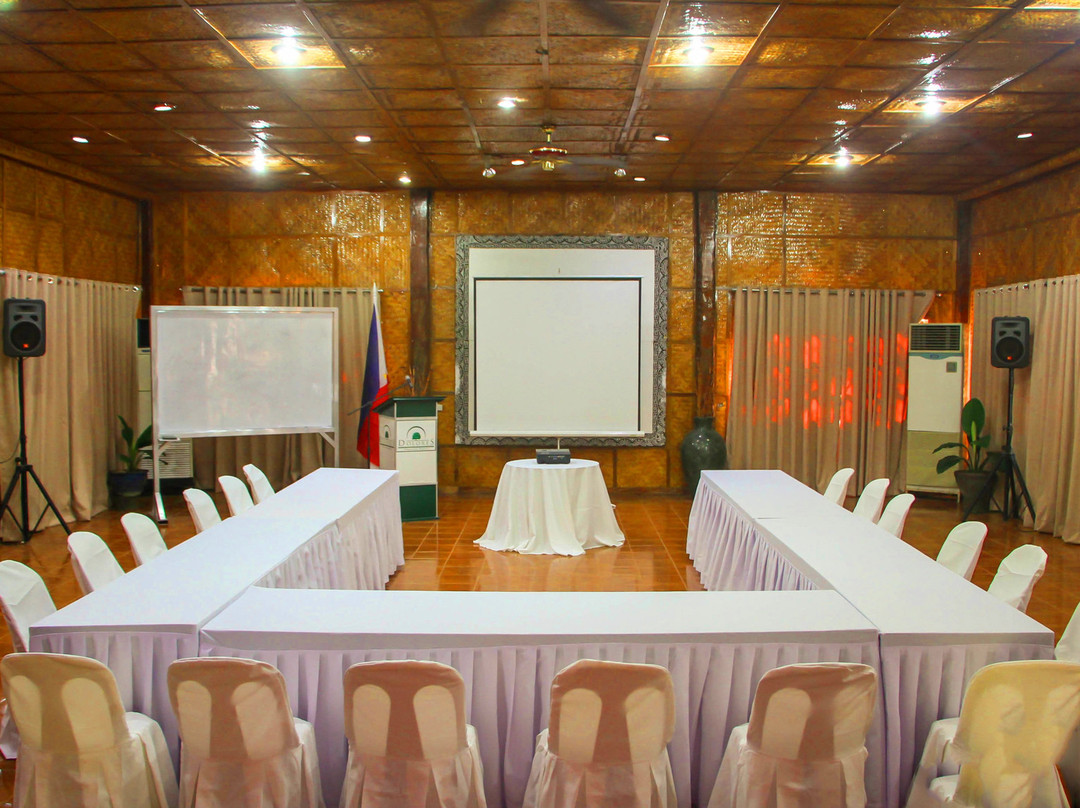 多罗瑞斯热带度假村酒店主图