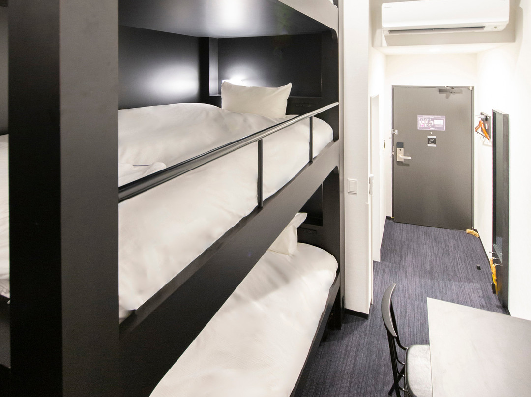 Hotel Trad Replay主图