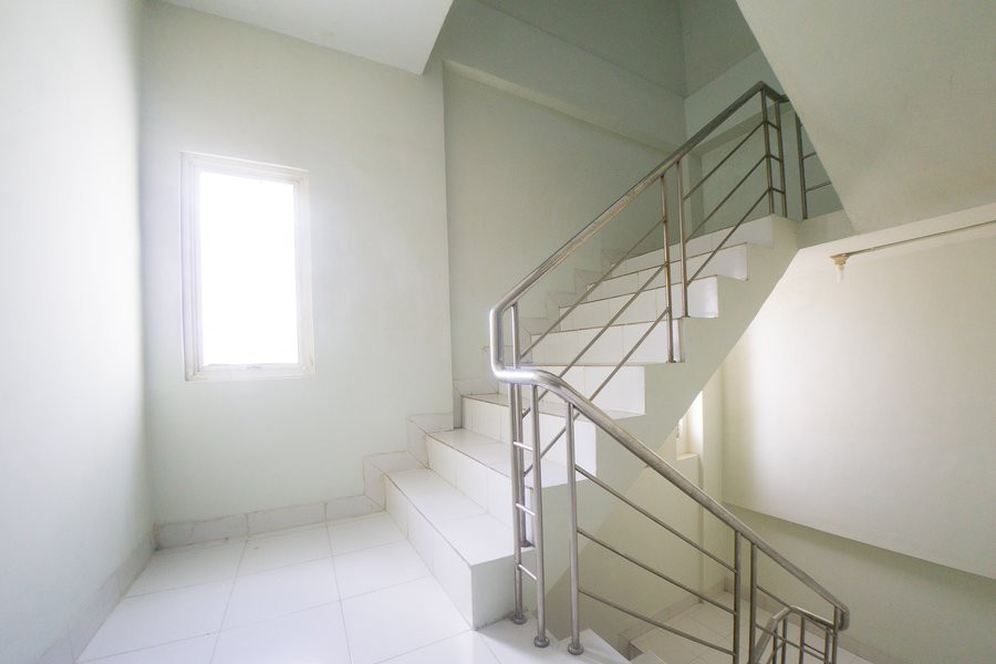 RedDoorz Plus near Mall Panakkukang 2主图