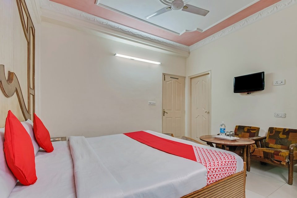 OYO 24888 Hotel Sham Palace主图