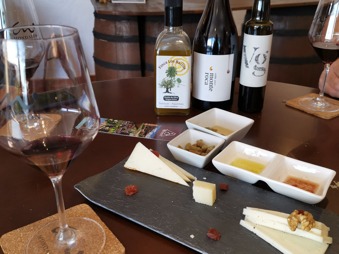 Bodegas Mondalon景点图片