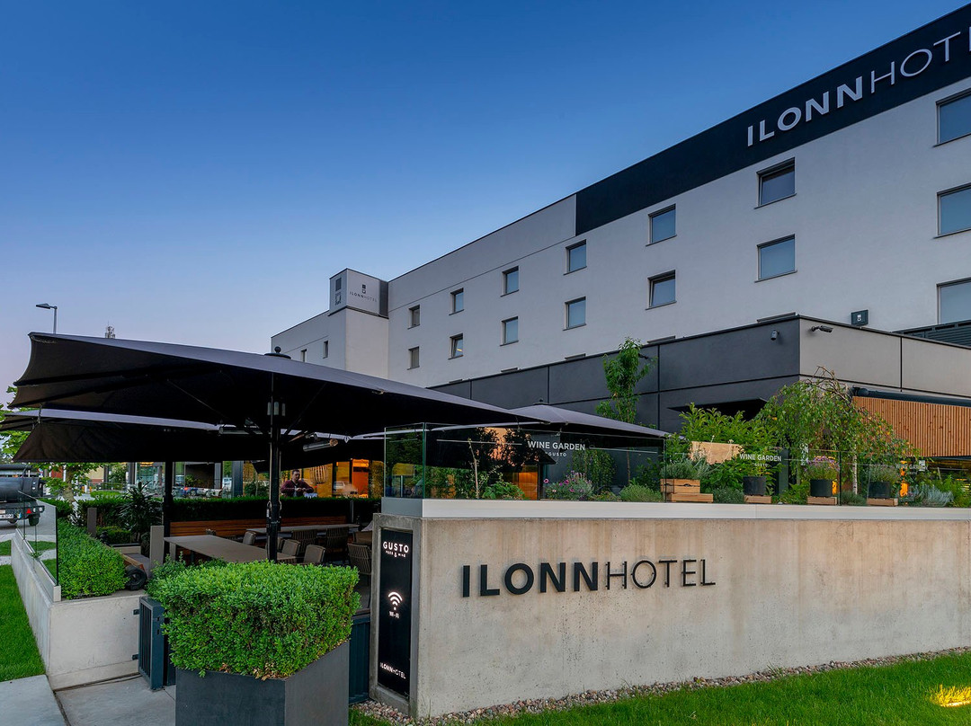 Ilonn Hotel主图