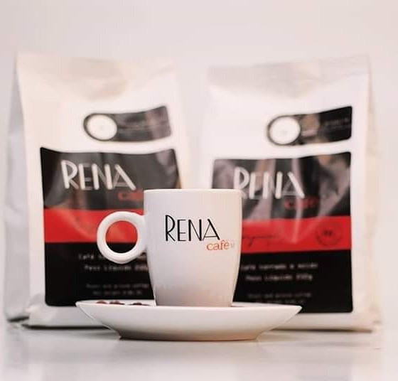 欧鲁普雷图餐馆和美食-Rena Café