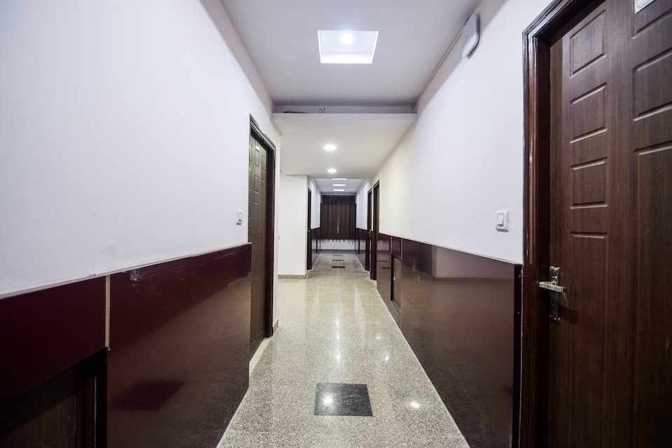 OYO Flagship 24041 IT Park Road Sitapura主图