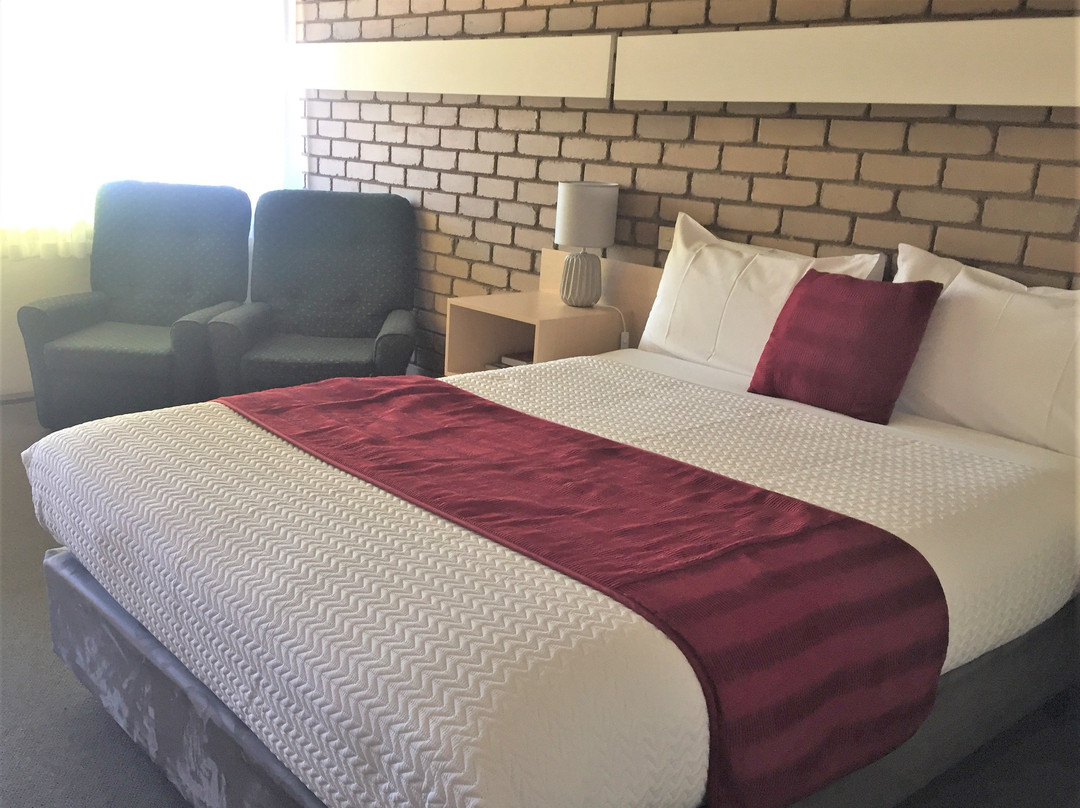 Tudor House Motor Inn主图