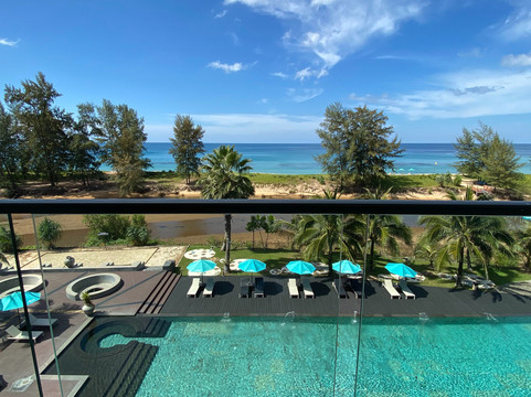 珊瑚海滩度假村及咖啡厅主图