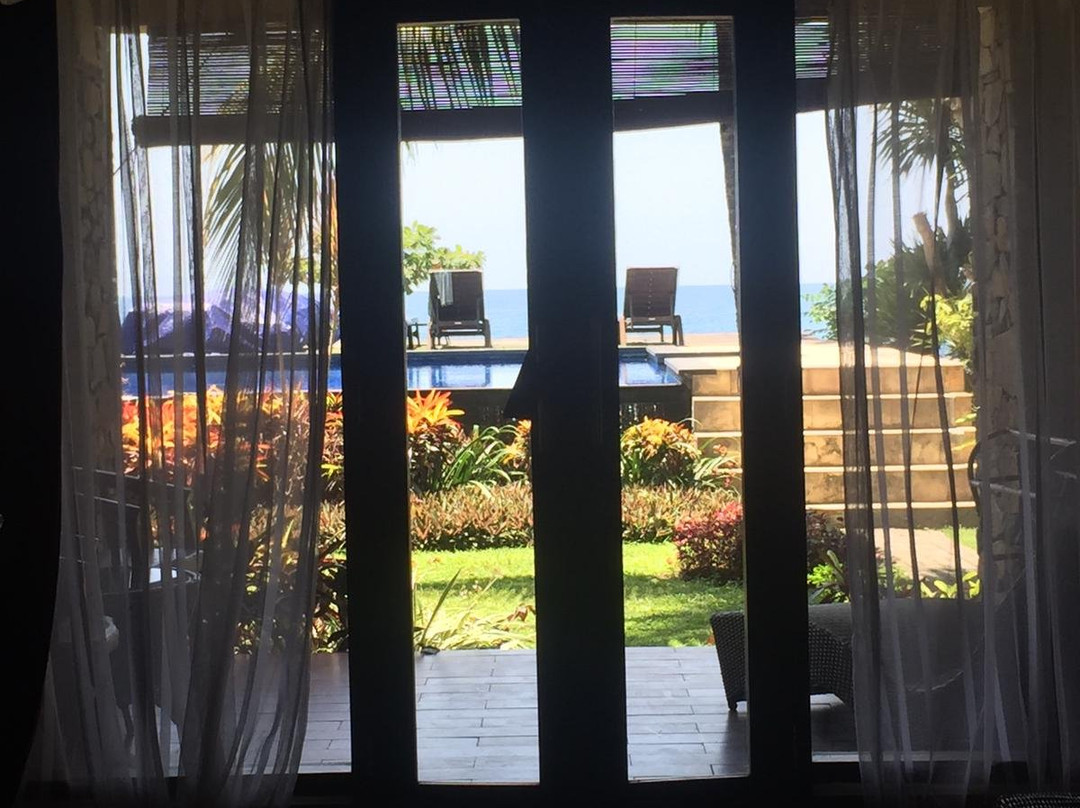 龙目岛日落酒店主图