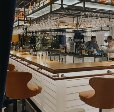 巴塞罗那七十酒店主图