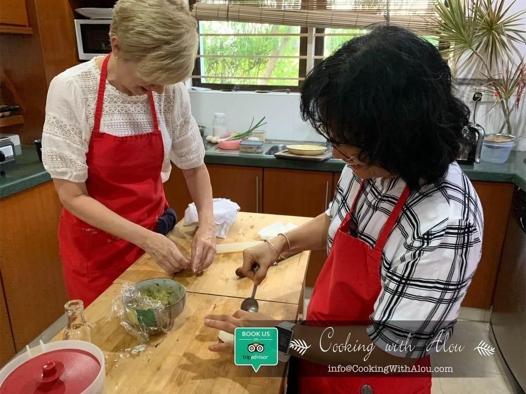 Cooking With Alou景点图片