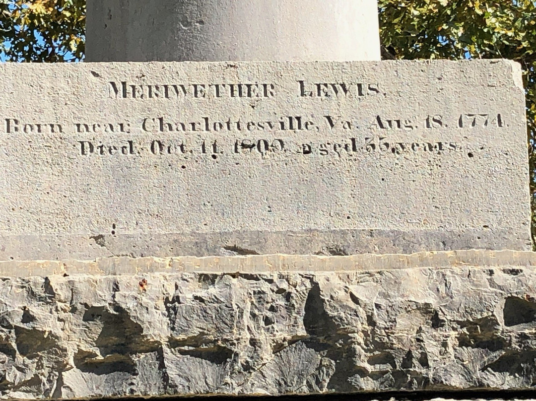 Meriwether Lewis Park and Monument景点图片