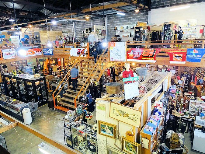 Warehouse Forty One-克拉克斯维尔必去景点