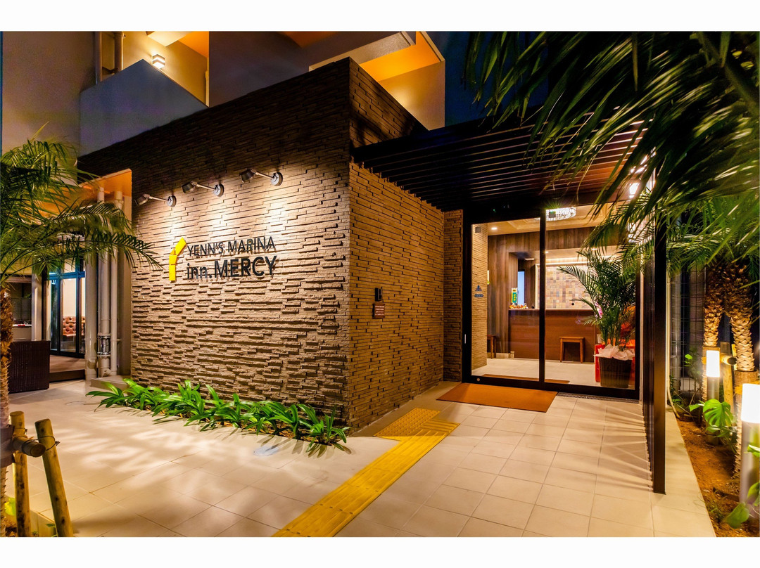 Yenn's Marina Inn Mercy主图