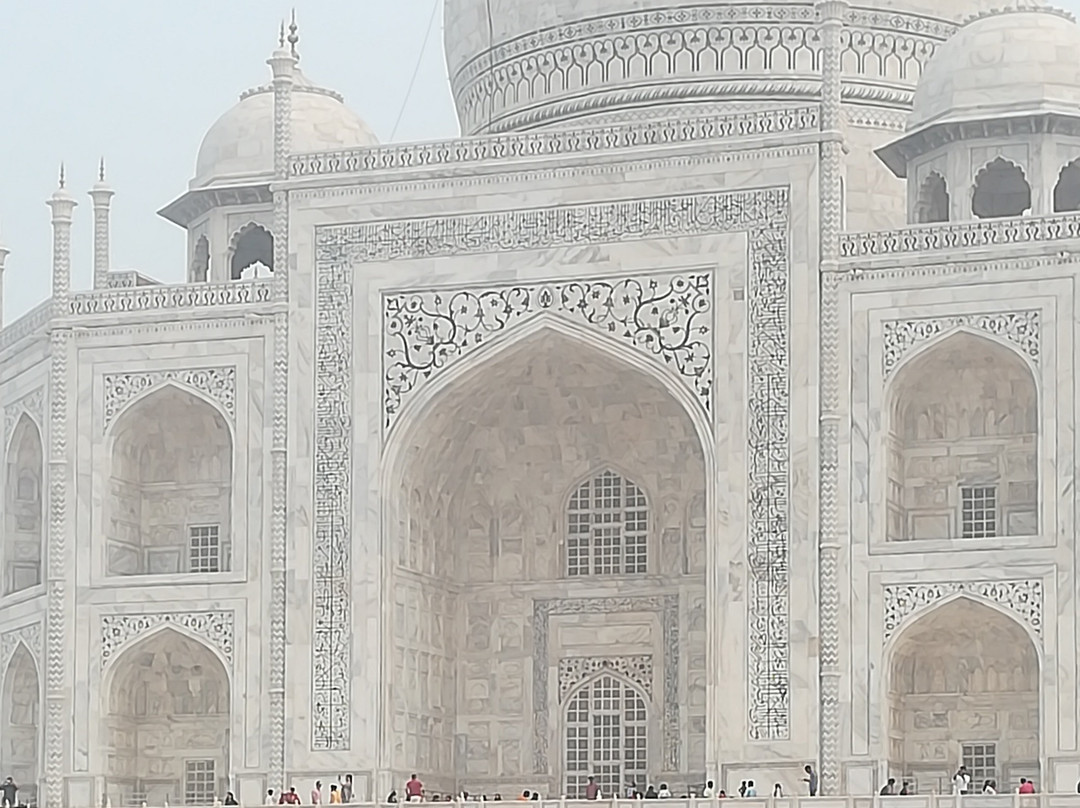 Keeper Landwey-阿格拉必去景点